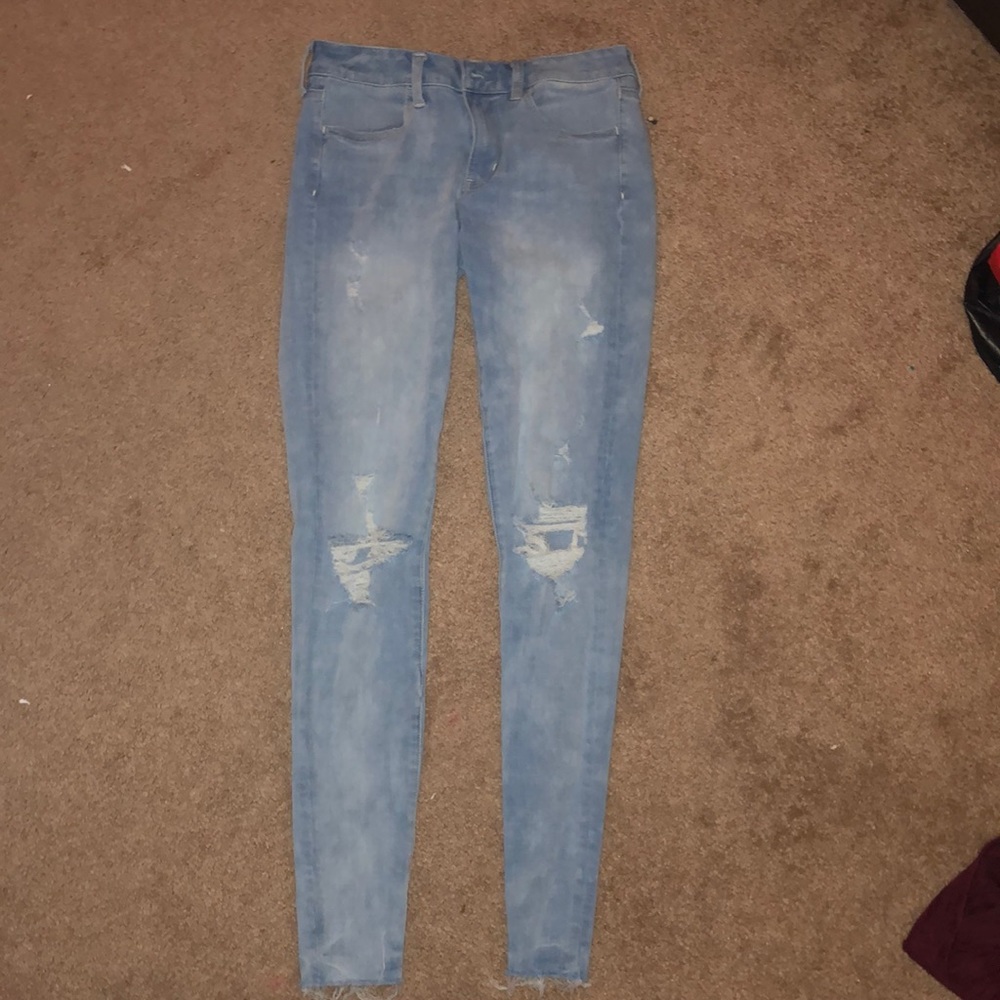American eagle ripped jeans